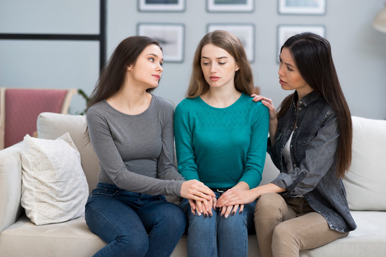 Home 42 Soul Meadow The Power of Healing: Why More Women Are Seeking Female Psychotherapist in Chandigarh